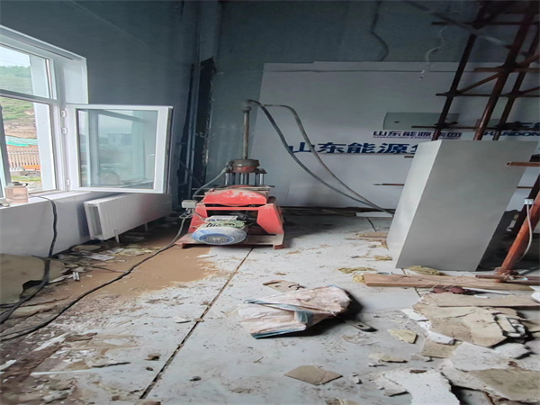 宽城地基基础下沉墙体裂缝加固注浆顶升施工